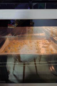 SPD-Weihnachtsbäckerei - Blick in den Backofen