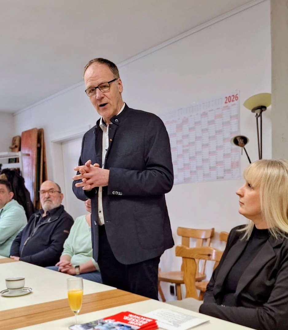 Norbert Ricking und Nina Andrieshen